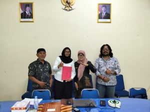 Dewi Sekartaji sebagai Ide Penciptaan Busana Art Wear – Ujian Proposal S2 Sekar Rizki Kartika Safitri