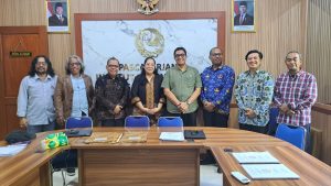 FOTOGRAFI DAN PRODUKSI RUANG PUBLIK DI JAKARTA : Praktik Fotograf, Ruang Perfomatif, dan Komodifikasi Ruang – Ujian Proposal S3 Silviana Amanda Aurelia Tahalea